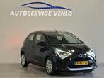 Toyota Aygo 1.0 VVT-i x-play Zwart Carplay | Xenon | Cruise, Auto's, Voorwielaandrijving, Stof, Gebruikt, 4 stoelen