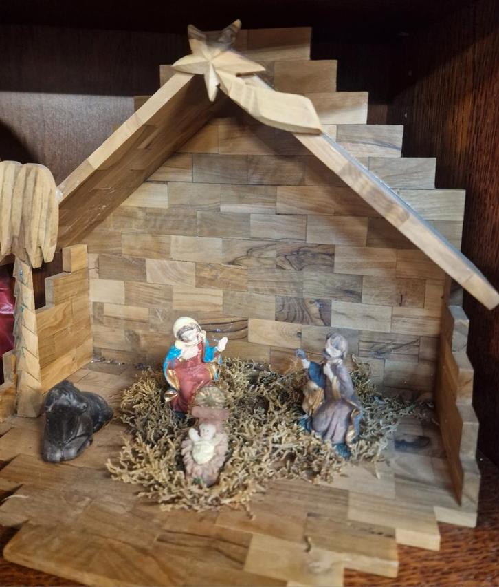 Kerststal uit West Bank - Handgemaakt, Antiek en Kunst, Antiek | Religie, Ophalen
