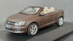 Volkswagen VW Eos mk2 2011 1:43 Kyosho Pol, Hobby en Vrije tijd, Modelauto's | 1:43, Ophalen of Verzenden, Zo goed als nieuw