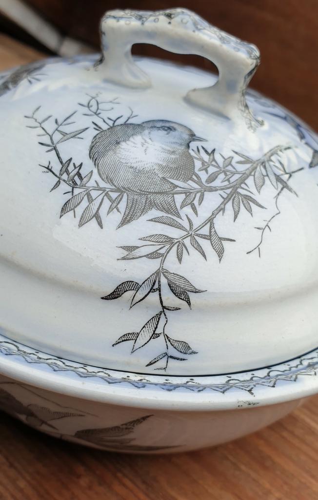 Societe Ceramique Maestricht 4 Saisons dekselschaaltje SCM, Antiek en Kunst, Antiek | Schalen, Ophalen of Verzenden