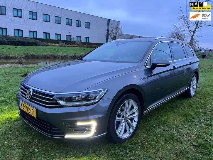 Volkswagen Passat Variant 2016 * 1.4 TSI GTE * EURO6 * APK *, Auto's, Volkswagen, Bedrijf, Te koop, Passat, ABS, Airbags, Airconditioning