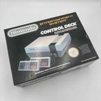 Nintendo Nes Console (haast nieuwe doos), Spelcomputers en Games, Spelcomputers | Nintendo NES, Met 2 controllers, Zo goed als nieuw