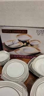 Borden dinnerset 26 pcs nieuwe, Ophalen of Verzenden