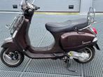 vespa LX50 TOURING ZEER NETJES, Fietsen en Brommers, Scooters | Vespa, Maximaal 45 km/u, Ophalen of Verzenden, Zo goed als nieuw