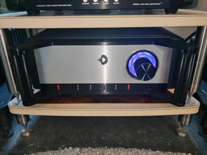 High End Voorversterker / Update!, Audio, Tv en Foto, Versterkers en Receivers, Zo goed als nieuw, Stereo, 120 watt of meer, Overige merken