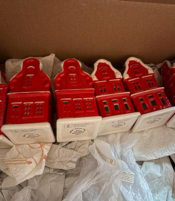 Postcodeloterij huisjes 3 en 5, Ophalen of Verzenden, Zo goed als nieuw