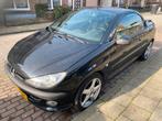 Peugeot 206 1.6 16V CC 2003 Zwart, Auto's, Peugeot, Voorwielaandrijving, Stof, Zwart, 4 cilinders