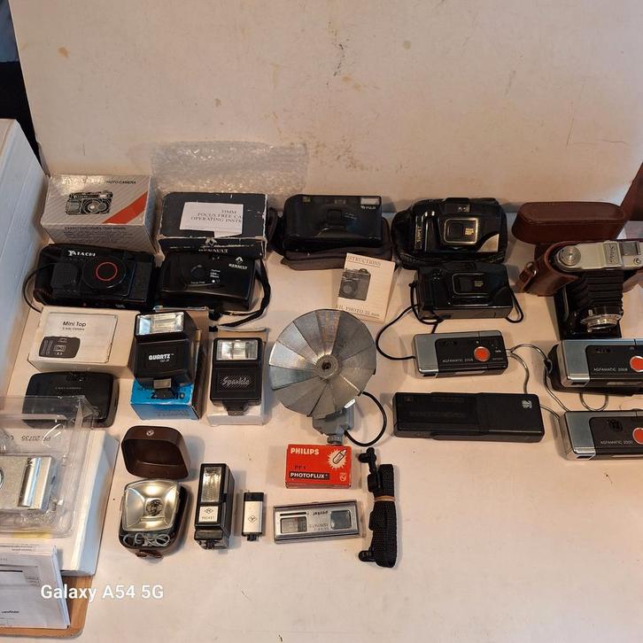 Collectie vintage foto toestellen, Verzamelen, Fotografica en Filmapparatuur, Verzenden