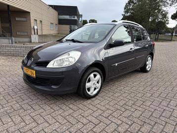 Renault Clio Estate 1.2-16V Expression [ aircoaudio,lmv ] beschikbaar voor biedingen