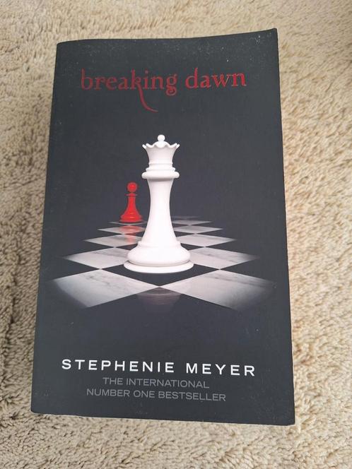 Breaking Dawn – Stephenie Meyer | Twilight Saga, Boeken, Fantasy, Zo goed als nieuw, Ophalen of Verzenden