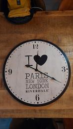 Riverdale Wandklok - 59cm, Ophalen of Verzenden, Zo goed als nieuw, Analoog, Wandklok