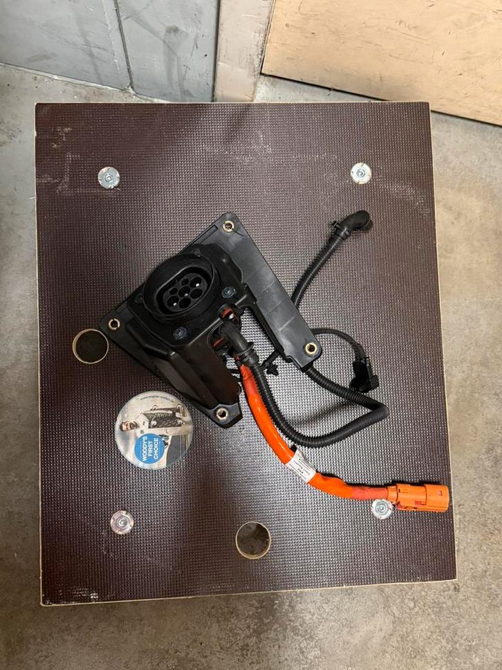 Hoogspanning laadcontactslot Cayenne  9Y0971676H, Auto-onderdelen, Accu's en Toebehoren, Porsche, Gebruikt, Ophalen of Verzenden