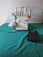 Singer Lockmachine - Goede Staat, Hobby en Vrije tijd, Naaimachines en Toebehoren, Ophalen of Verzenden, Gebruikt, Lockmachine