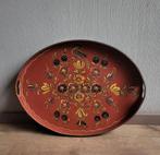 Oud handbeschilderd rood houten Hindelooper dienblad, Huis en Inrichting, Woonaccessoires | Dienbladen, Ophalen of Verzenden, Gebruikt