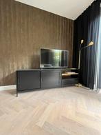 WOOOD dressoir tv meubel zwart, 150 tot 200 cm, Eikenhout, Ophalen of Verzenden, Zo goed als nieuw