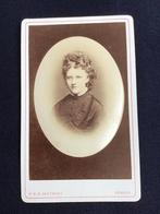 CDV, Dame, F.W.H. DEUTMANN, ZWOLLE, Carte de Visite 2, Ophalen of Verzenden, Voor 1940, Gebruikt, Foto