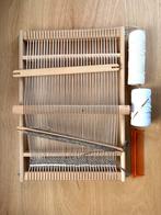 Weefraam 45x31 cm met toebehoren en 5 kg garen, Ophalen, Zo goed als nieuw, Materiaal