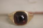 Antieke gouden ring met cabochon granaat edelsteen, Sieraden, Tassen en Uiterlijk, Antieke sieraden, Ophalen of Verzenden, Goud