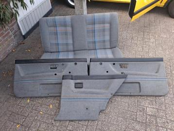 Golf 2 Interieur - Achterbank & 3 Deurpanelen beschikbaar voor biedingen