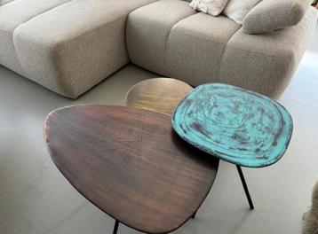Gulden salontafels Bijzettafel Set Uniek Design met Gravures beschikbaar voor biedingen