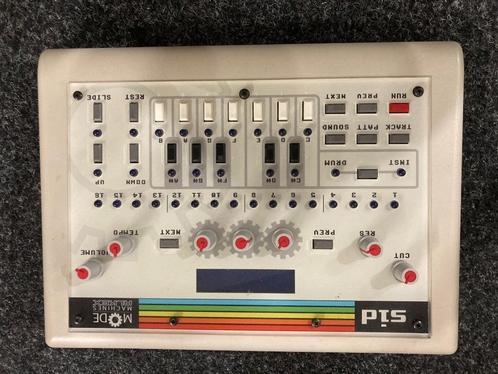 Mode Machines SID: xOxbOx sequencer met C64 SID chip, Muziek en Instrumenten, Soundmodules, Zo goed als nieuw, Overige merken