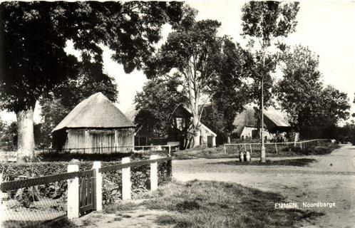 Emmen, Noordbarge - dorpsgezicht - 196? gelopen, Verzamelen, Ansichtkaarten | Nederland, Gelopen, Utrecht, 1940 tot 1960, Ophalen of Verzenden