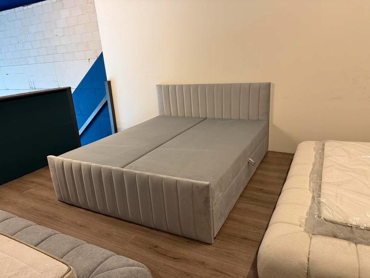 Boxspring 180x200 Grijs Velvet met Opbergruimte, Huis en Inrichting, Slaapkamer | Bedden, Nieuw, Tweepersoons, 180 cm, 200 cm