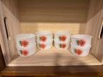 Arcopal France mini schaaltjes met rode bloem, 8 cm, Huis en Inrichting, Keuken | Servies, Ophalen of Verzenden, Overige stijlen