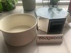Nieuwe ovenschaal/souffléschaal COOKWARE WEDGWOOD EDME, Nieuw, Ophalen of Verzenden, Schaal of Schalen, Wedgwood