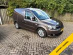 Volkswagen Caddy 1.6TDI Trekhaak Leder Airco Cruise Control, Auto's, Bestelauto's, Voorwielaandrijving, Euro 5, Gebruikt, Zwart