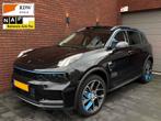 Lynk & Co 1.5TD 261pk Phev 7DCTH 2023 Zwart NAP 5 stuks!!!!!, Stof, 1800 kg, 179 pk, Zwart