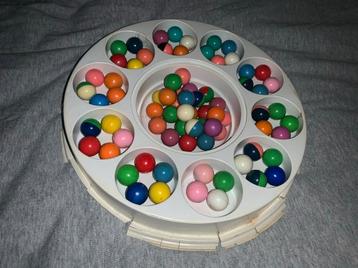 Clickets magneetballen vintage rage uit de jaren 80 beschikbaar voor biedingen