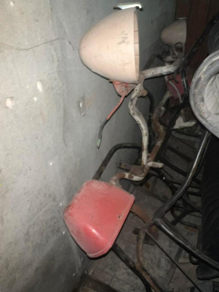 Koplampsteunen 2cv, Auto-onderdelen, Verlichting, Citroën, Ophalen