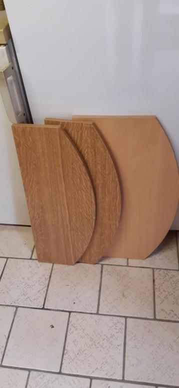 Wandplanken/wandbord+ houders/plankdragers. 3 stuks nog nieu beschikbaar voor biedingen