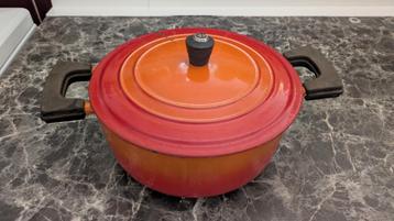 Le Creuset Signature gietijzeren braadpan beschikbaar voor biedingen