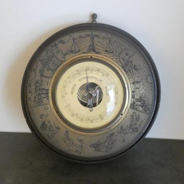 Vintage barometer met messing ring met decoratie {1902] beschikbaar voor biedingen