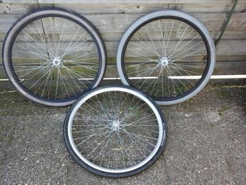 voorwiel 28 inch wiel 28 inch beschikbaar voor biedingen