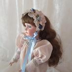 porseleine pop, Verzamelen, Poppen, Verzenden, Zo goed als nieuw, Pop