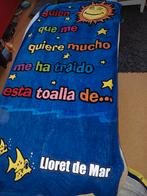 Te koop Blauwe vrolijke Badlaken. Lloret de Mar. 75 bij 145, Ophalen of Verzenden, Gebruikt, Blauw, Handdoek
