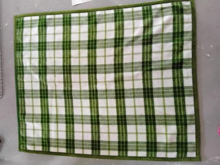 Dralon deken groen + geruit vintage 142 x 112 cm, Huis en Inrichting, Slaapkamer | Beddengoed, Gebruikt, Deken of Dekbed, Eenpersoons