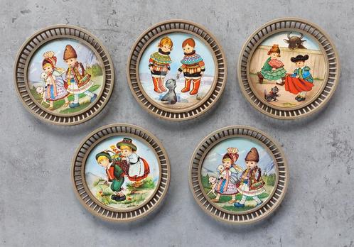 Italiaanse ronde onderzetters 5 stuks VINTAGE 60's, Verzamelen, Retro, Huis en Inrichting, Ophalen of Verzenden