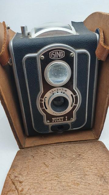Ising Pucky I Vintage Camera met Tas beschikbaar voor biedingen