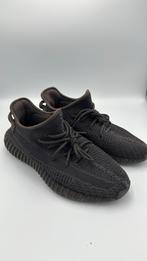 Yeezy Boost 350 V2 44,5, Kleding | Heren, Schoenen, Ophalen of Verzenden, Gedragen, Zwart