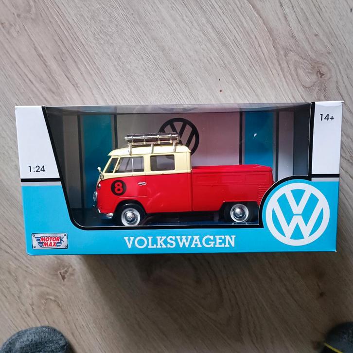 Volkswagen T1 Doka Rood wit 1/24 Motormax nieuw, Hobby en Vrije tijd, Modelauto's | 1:24, Nieuw, Ophalen of Verzenden