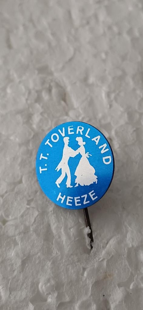 Heeze T.T. Toverland, Verzamelen, Speldjes, Pins en Buttons, Ophalen of Verzenden, Zo goed als nieuw, Overige onderwerpen