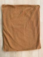 Stoov knitted 45x60 voor Ploov, Huis en Inrichting, Woonaccessoires | Kussens, Verzenden, Zo goed als nieuw, Geel, Rechthoekig