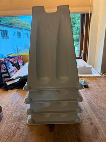 Bedverhogers klossen kunsstof 26 cm beschikbaar voor biedingen