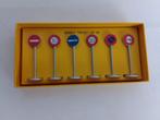 Dinky Toys verkeersborden set Atlas 1:43, Ophalen of Verzenden, Nieuw, Auto, Dinky Toys