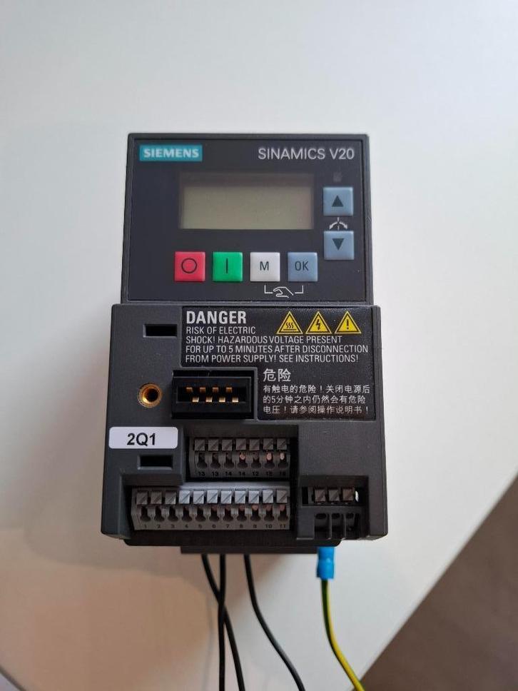 Frequentieomvormers Siemens SINAMICS V20, Hobby en Vrije tijd, Elektronica-componenten, Zo goed als nieuw, Ophalen of Verzenden