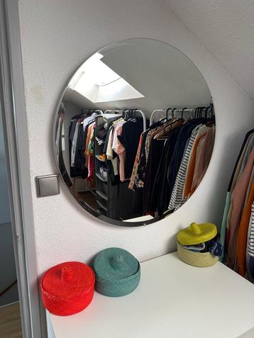 Large Round Wall Mirror - Grote Ronde Wandspiegel beschikbaar voor biedingen